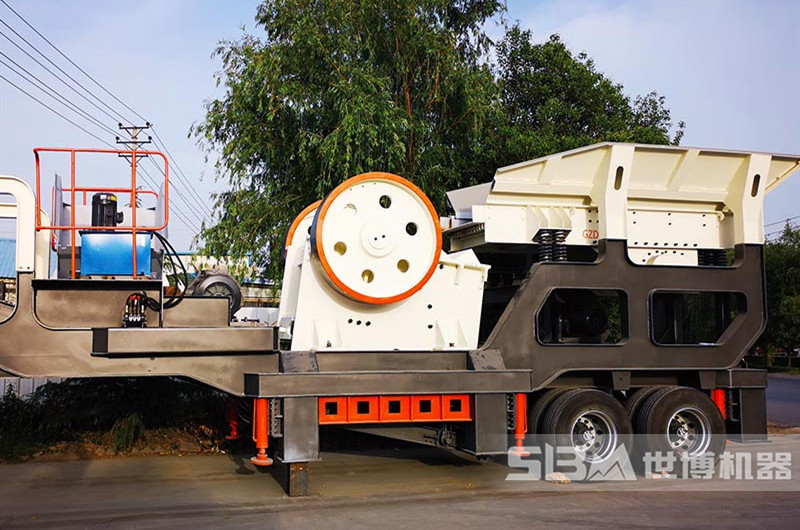 輪胎式破碎站結(jié)構(gòu)，有輪胎可移動