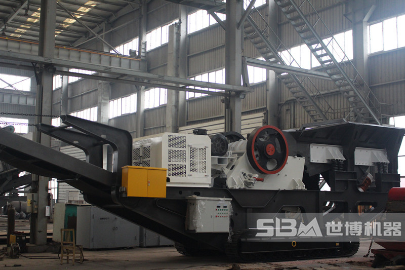 柴油履帶式石頭破碎機，主機配置顎破