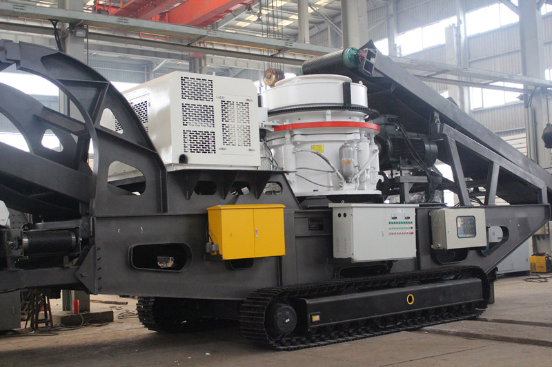 履帶移動山石破碎機