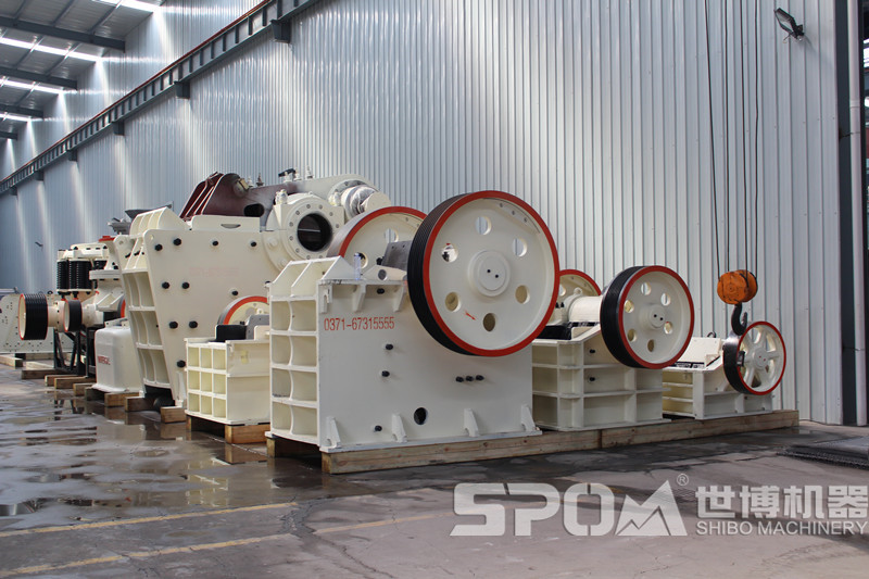 鄂破式破碎機(jī)，粗碎顎式破碎機(jī)