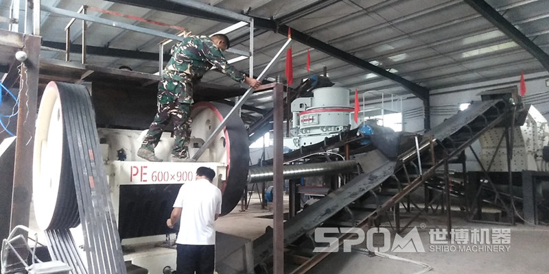 機(jī)制砂生產(chǎn)現(xiàn)場圖