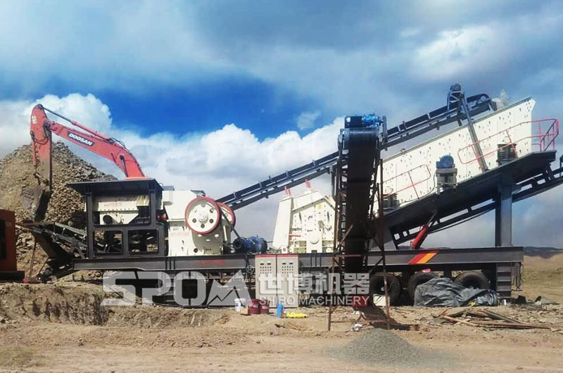 四組合移動(dòng)碎石設(shè)備