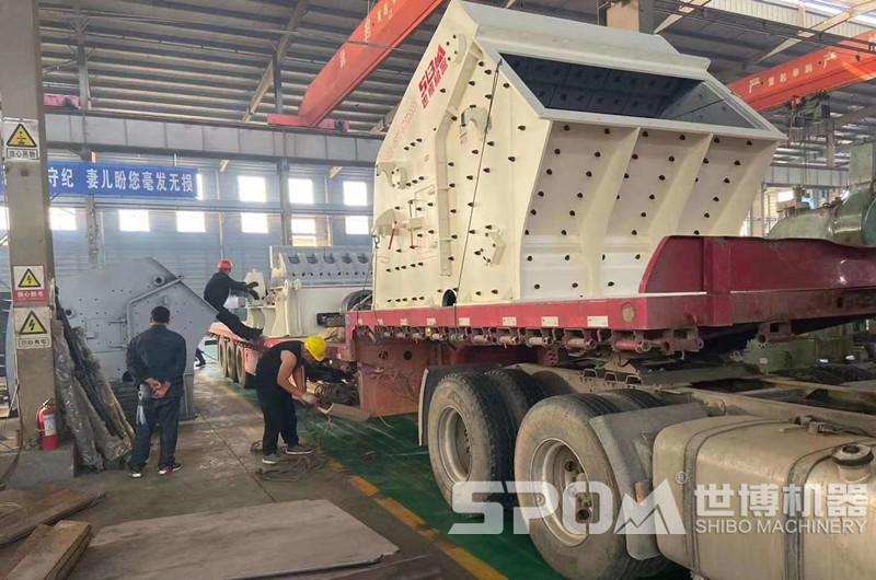 1520反擊破裝車發(fā)貨，機(jī)器太大拆分裝車