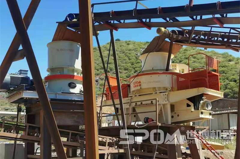 沖擊破現(xiàn)場圖，細(xì)碎制砂